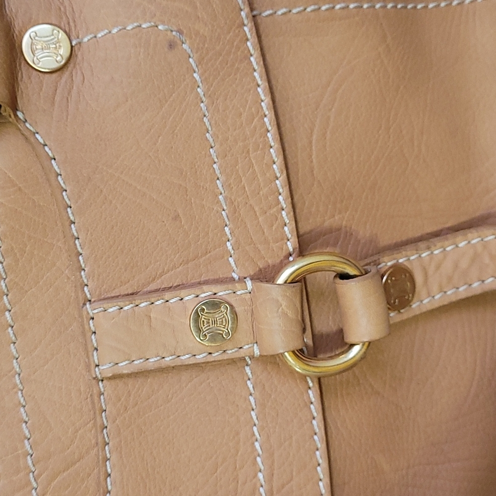 Celine - Picture 6 of 16
